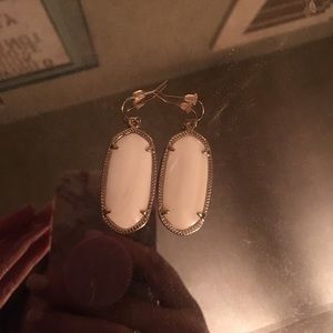 SALE!! Kendra Scott Elle Earrings