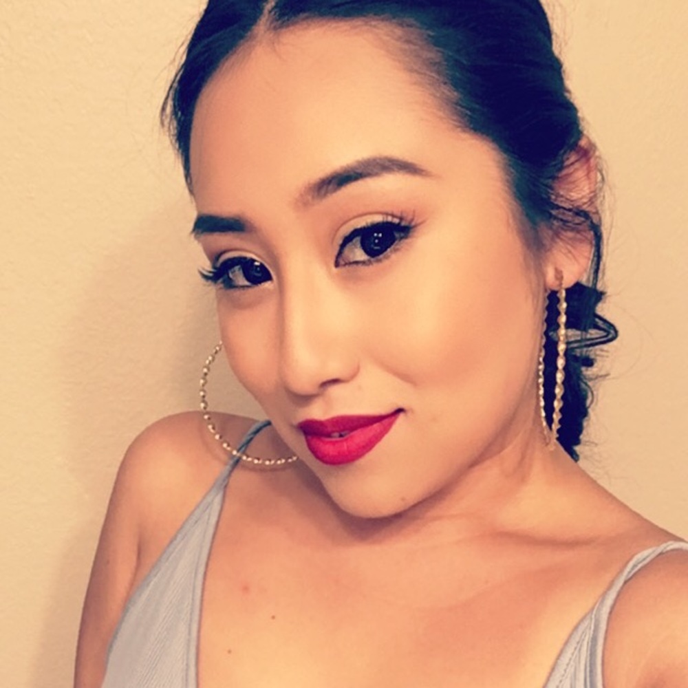 Meet your Posher, Angiee