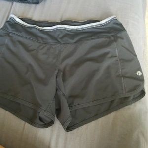 Lululemon 4 way stretch speed short