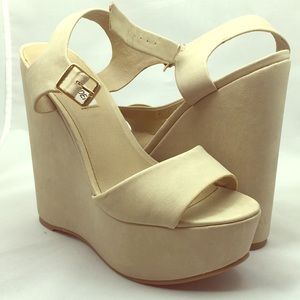 Steve Madden Wedges