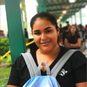 Meet your Posher, Mishellie