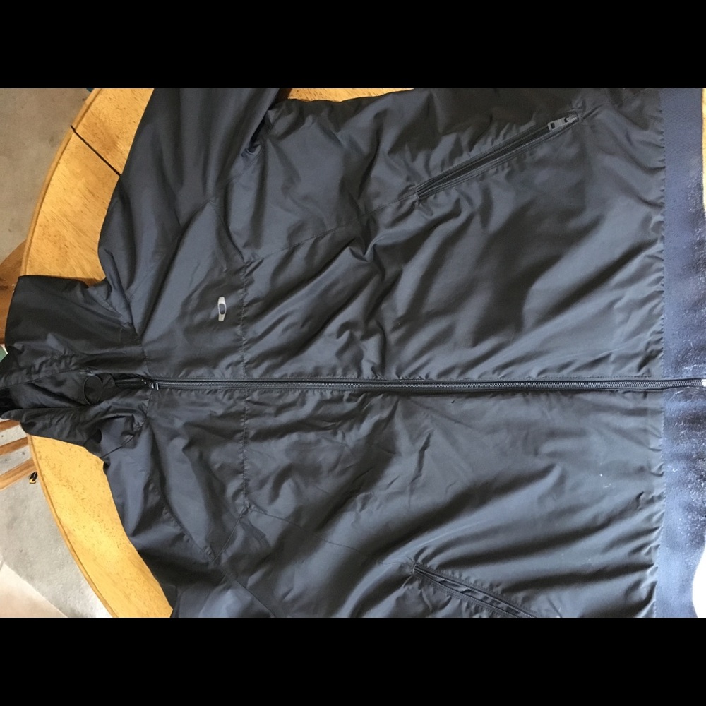 Oakley insulated jacket