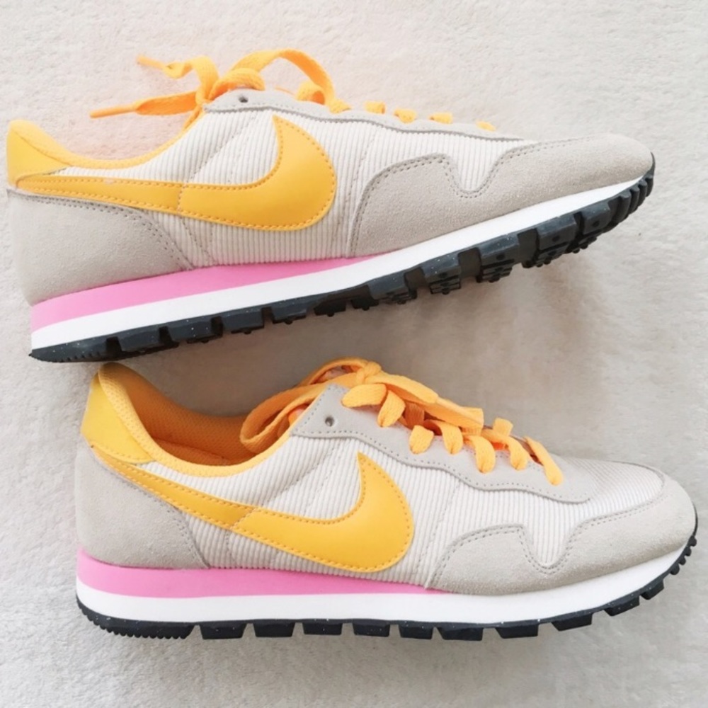 Nike Air pink tan & orange athletic shoes