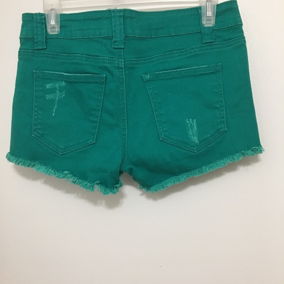 Women's Forever 21 Green Denim Shorts - Picture 4 of 5