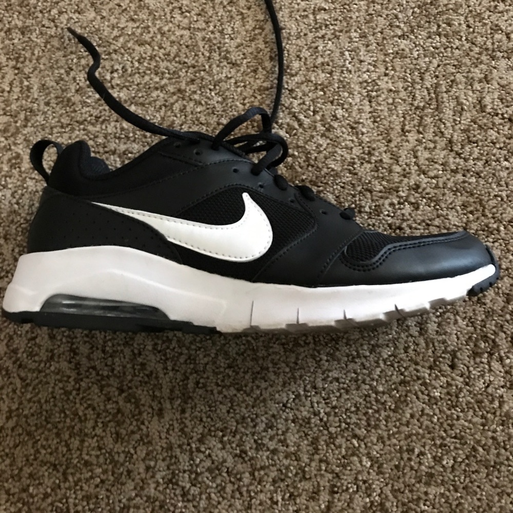 Black nike Air