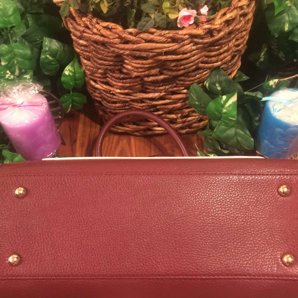 👜Auth-CC Color Block Bag👜 - Picture 3 of 8