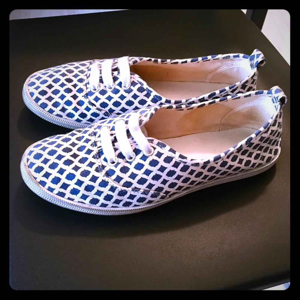 H&M Flats
