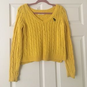 Yellow Abercrombie & fitch cable sweater