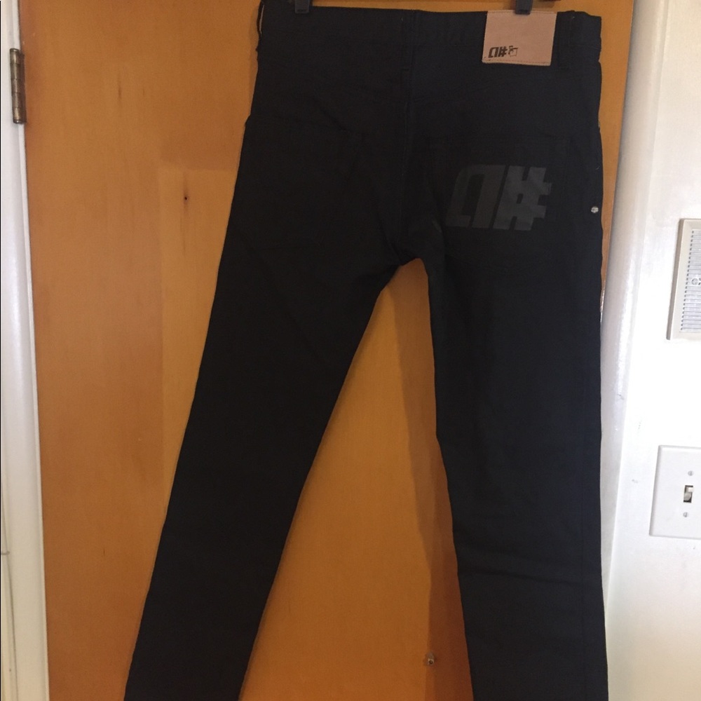 Alphanumeric waxed skinny