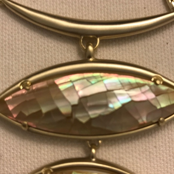 Kendra Scott Morris Statement Necklace - Picture 7 of 8