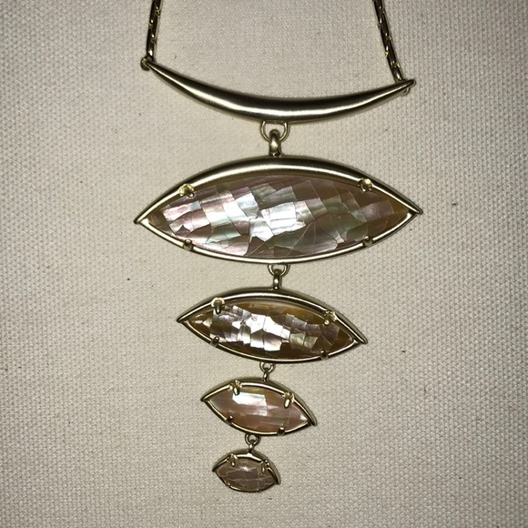 Kendra Scott Morris Statement Necklace - Picture 8 of 8