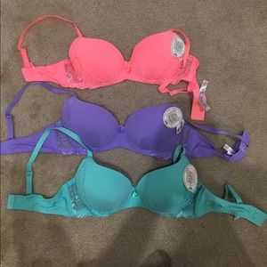 Push Up Bra bundle - 4 bras total