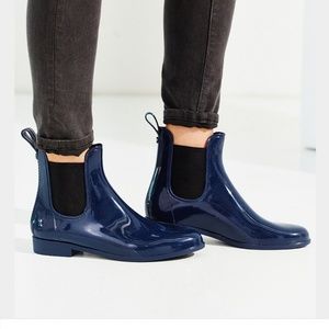 NWB Sam Edelman Tinsley Navy Chelsea rain boots