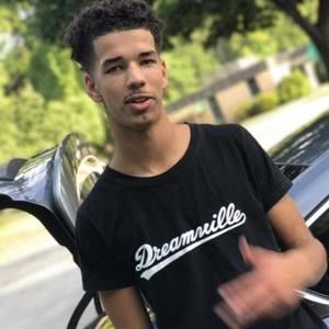 Meet your Posher, Isaiah