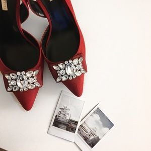 💕perfect fall kitten heels by Charles & Keith 💕