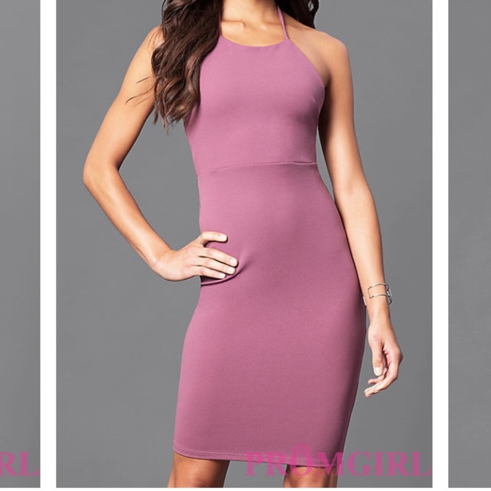 ⭐️ NWT backless midi dress