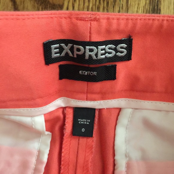 Express Coral Shorts - Picture 3 of 6