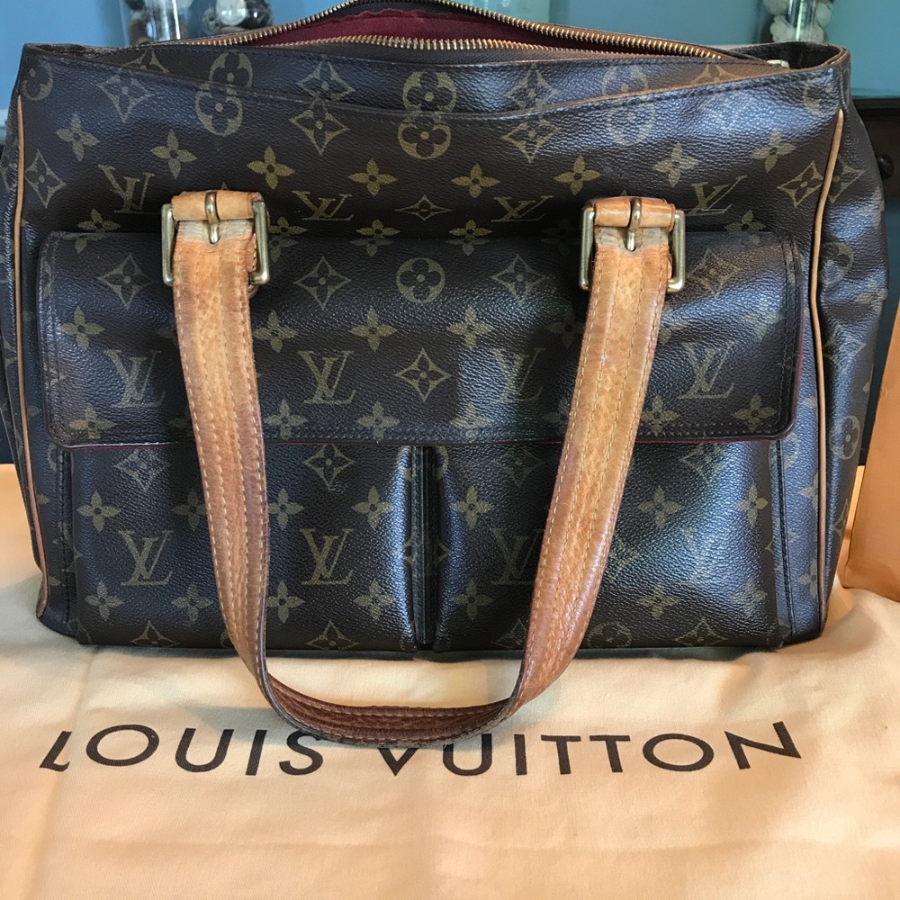 Authentic Louis Vuitton Bag 💼