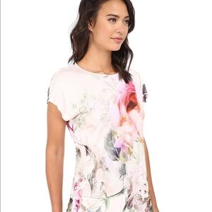 Ted Baker T-shirt size 1 (US Small)