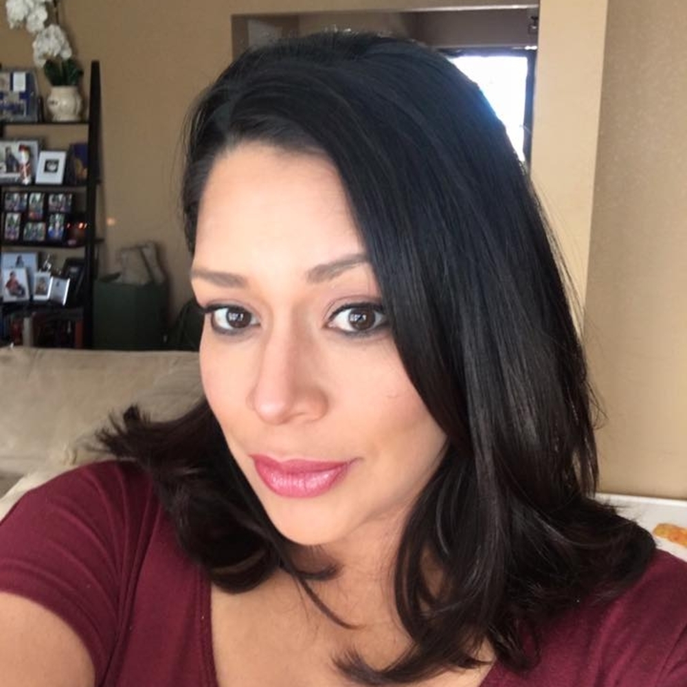 Meet your Posher, Cynthia