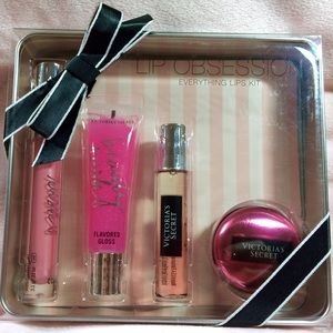 Victoria's Secret Lip Obsession Kit