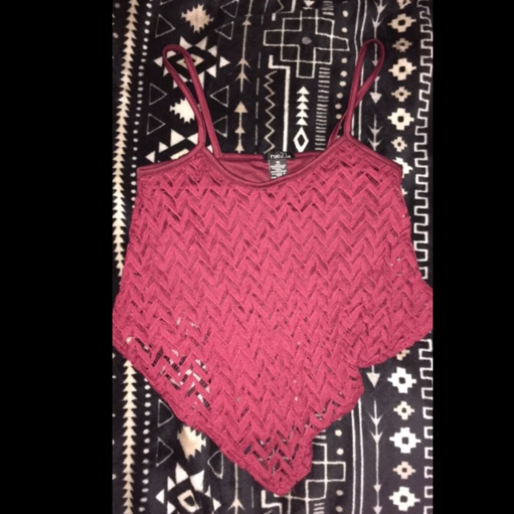 Rue21 Maroon Lace Chevron Triangle Cut Crop Tank