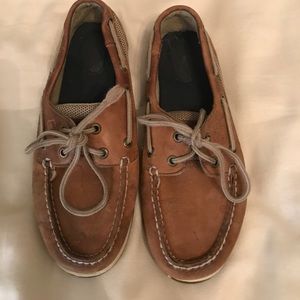 Sperry top sided boat shoes