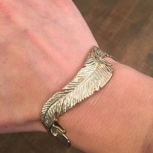 Kendra Scott Gold Feather Bracelet