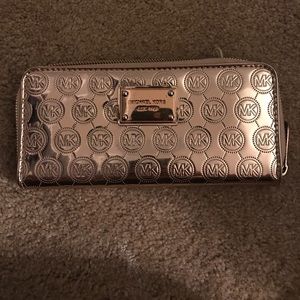 Michael Kors Metallic Wallet