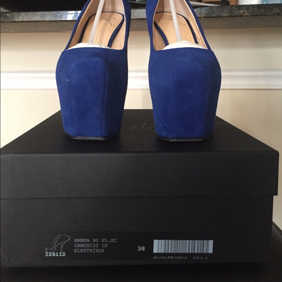 Giuseppe Zanotti Ambra Blue Heels 💙 - Picture 2 of 6