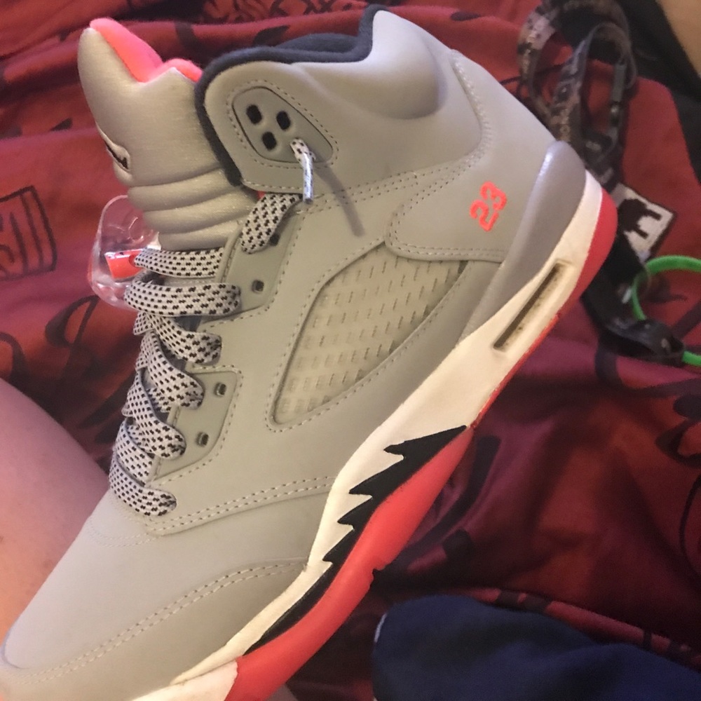 Air Jordan "Hot lava" 5s