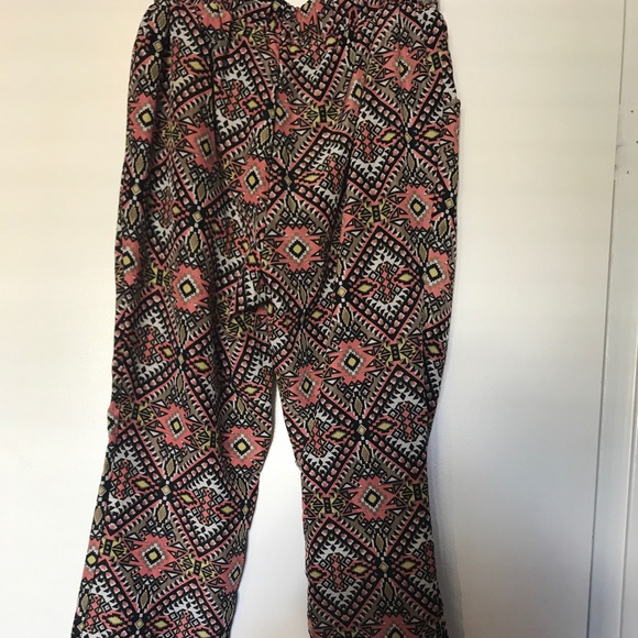 Styles for less boho bottoms - Picture 2 of 3