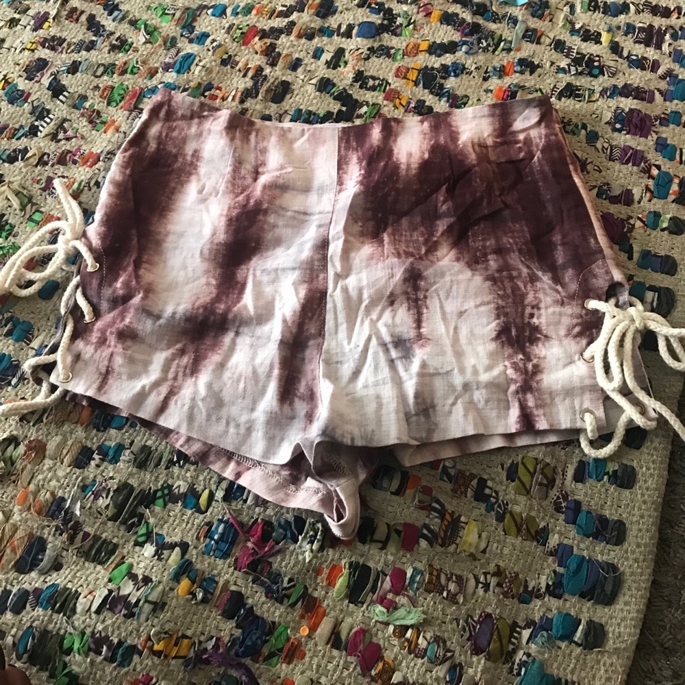 Tie Dye HW Shorts