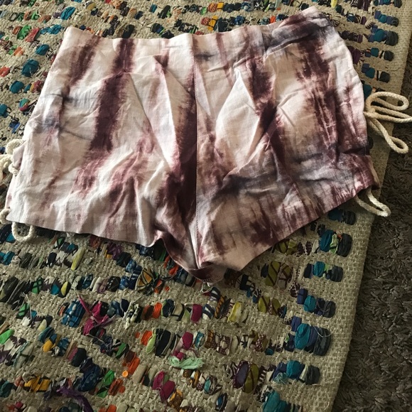Tie Dye HW Shorts - Picture 2 of 7
