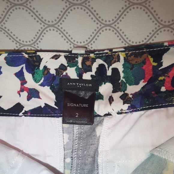 🌹HOST PICK🌹 Ann Taylor shorts size 2 - Picture 3 of 3