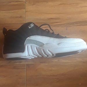 jordan 12 size 7