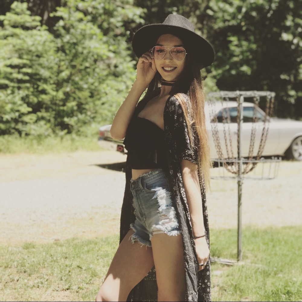 Meet your Posher, Francesca