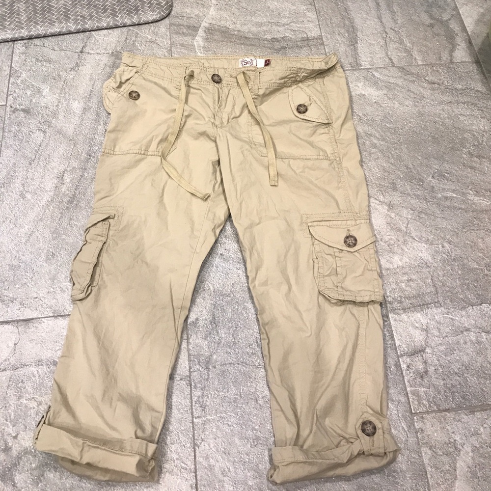 Beige capris