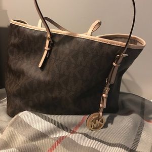 Michael Kors Tote