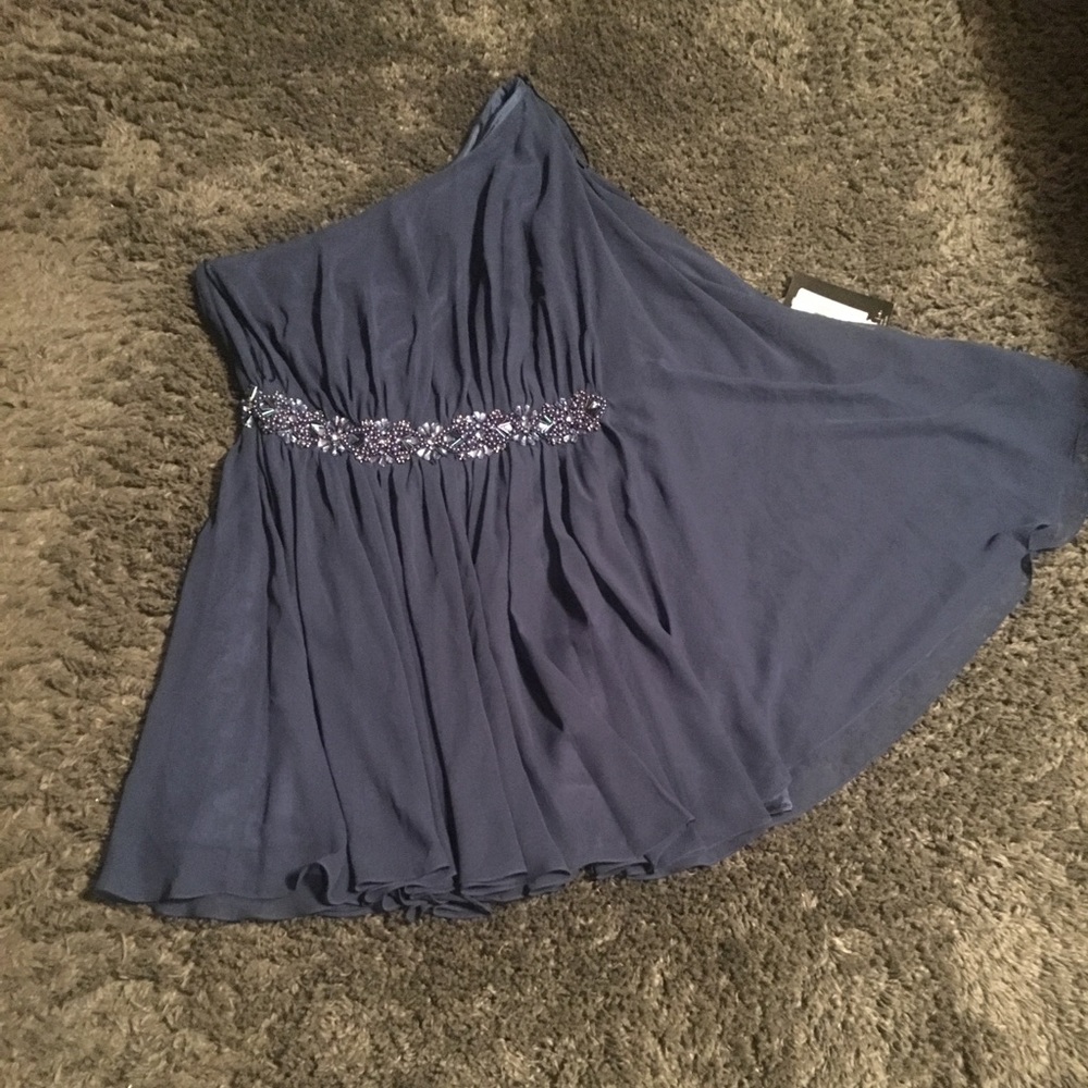 🎉Size 14 - NWT One Shoulder Dress🎉