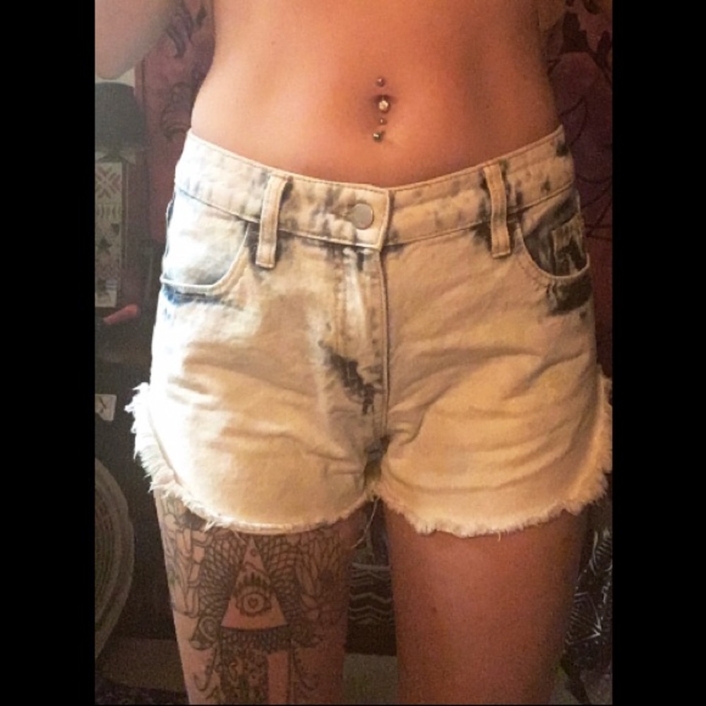 Mossimo High Rise Short Short - Picture 5 of 6