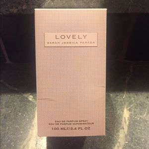 Lovely by Sarah Jessica Parker perfume 3.4 oz