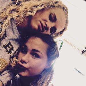 Meet your Posher, Abigail