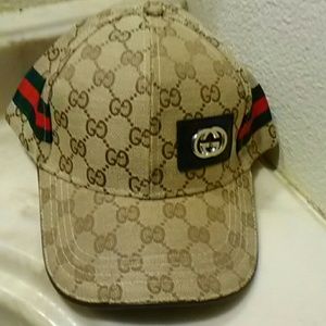 Gucci styled hat