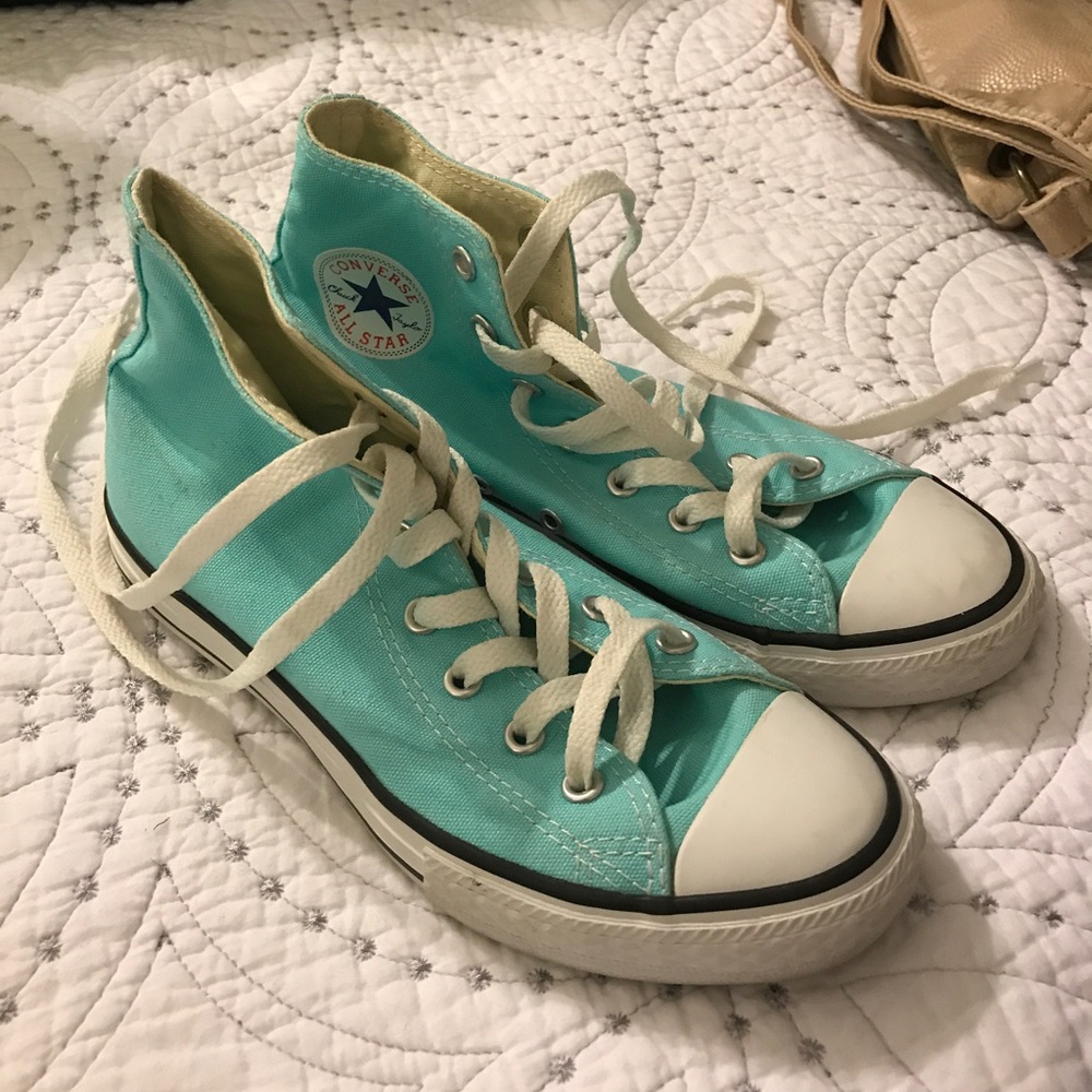 Light blue converse