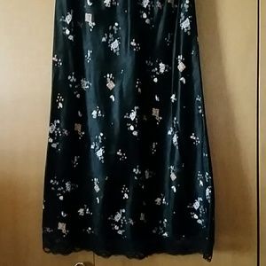 Modest Oriental skirt