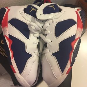 Size 10c Jordan 7’s