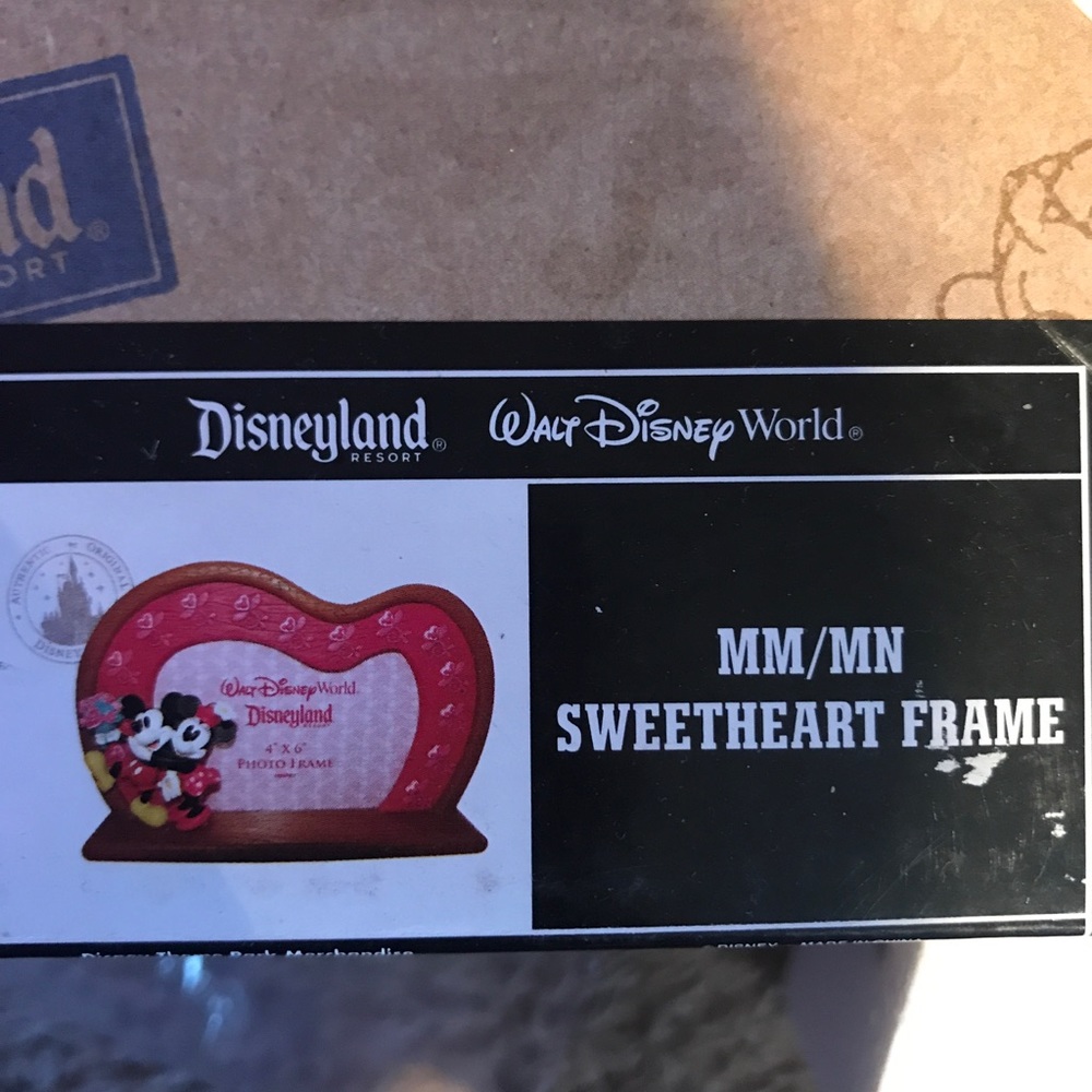 MM/MN sweetheart frame