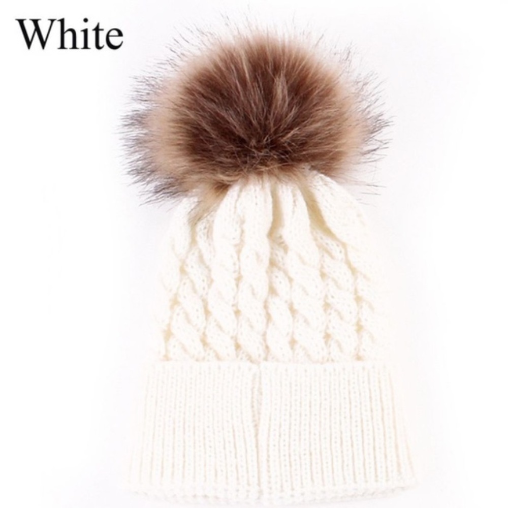 LAST ONE! NWT Mom & Baby Knit Hats - Picture 6 of 6