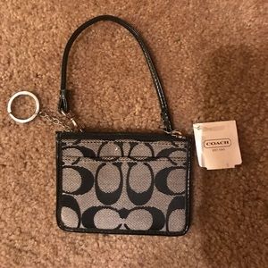 BUNDLE AND MAKE AN OFFER FOR A GREAT DEAL